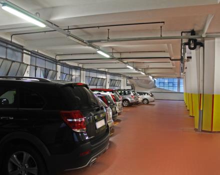 If you are travelling by car take advantage of our garage with video surveillance: one of the services of our hotel 4 stars in Bergamo!